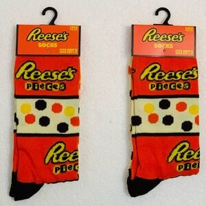 Reese’s Pieces Mens Crew Socks 2 Pairs